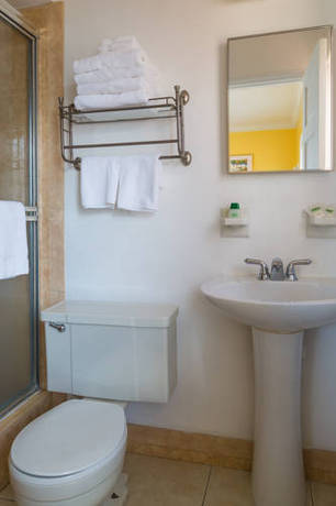 Imagen de la habitación del Hotel Riptide Oceanfront. Foto 2