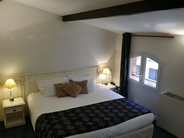 Imagen de la habitación del Hotel Riquet. Foto 6