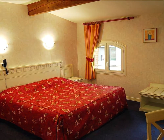 Imagen de la habitación del Hotel Riquet. Foto 7