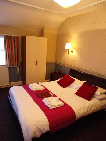 Imagen de la habitación del Hotel Risboro. Foto 11