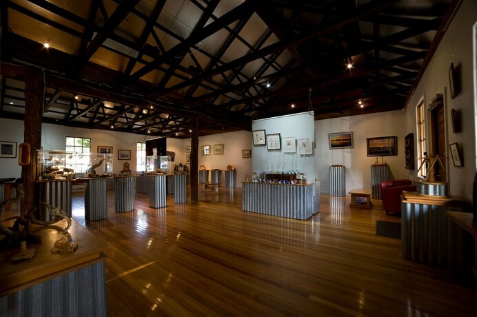 Imagen de los interiores del Hotel Risby Cove. Foto 35