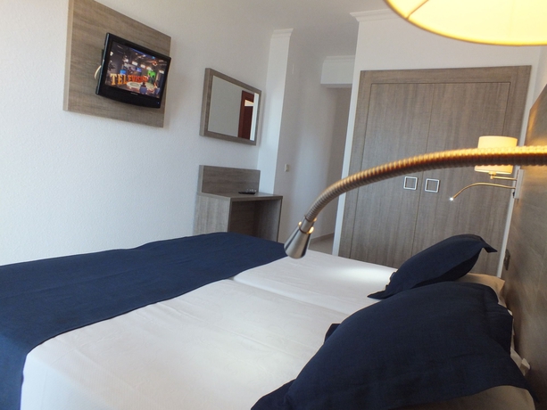 Imagen de la habitación del Hotel Risech. Foto 4