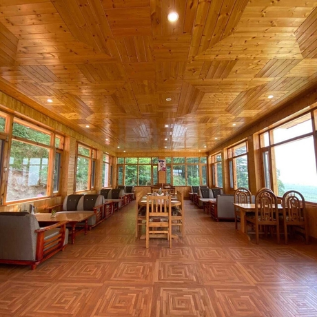 Imagen de los interiores del Hotel Rishi Palace. Foto 15
