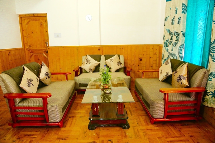 Imagen de la habitación del Hotel Rishi Palace. Foto 11