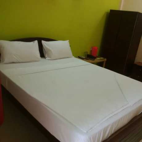 Imagen de la habitación del Hotel Rishi Prasad. Foto 5