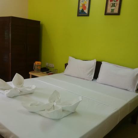 Imagen de la habitación del Hotel Rishi Prasad. Foto 11