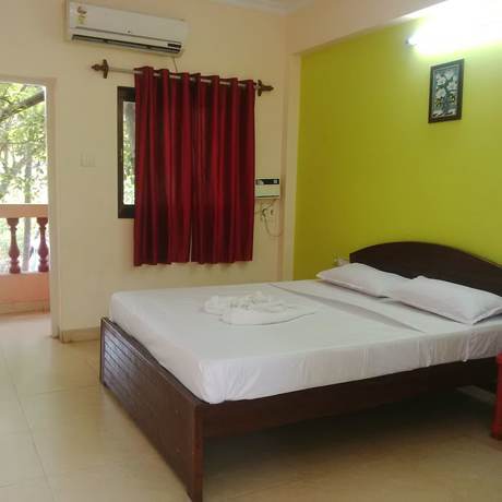 Imagen de la habitación del Hotel Rishi Prasad. Foto 19