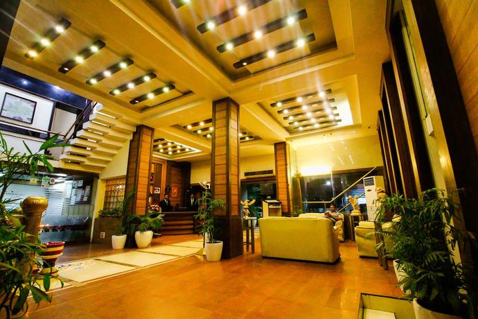 Imagen de los interiores del Hotel Rishi Regency, Jabalpur. Foto 14
