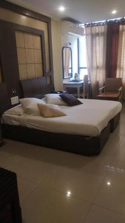 Imagen general del Hotel Rishi Regency, Jabalpur. Foto 1