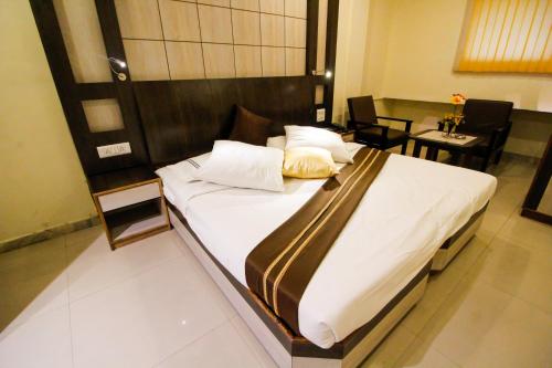Imagen general del Hotel Rishi Regency, Jabalpur. Foto 5