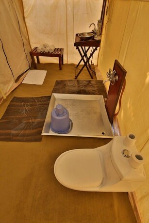 Imagen general del Hotel Rishikul Kumbh Cottages. Foto 14
