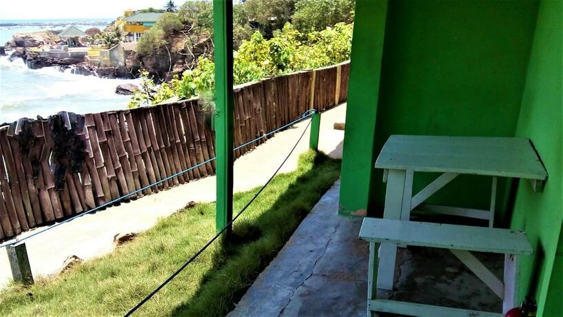 Imagen general del Hotel Rising Phoenix Magic Beach Resort. Foto 12