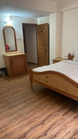 Imagen general del Hotel Rising Star. Foto 2