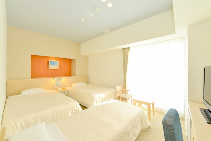 Imagen de la habitación del Hotel Rising Sun Miyakojima. Foto 8