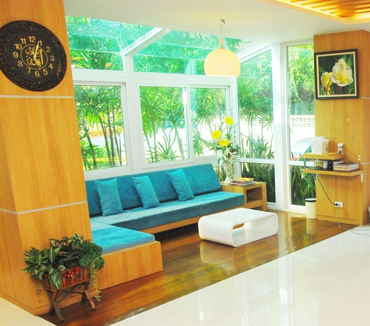 Imagen de los interiores del Hotel Riski Residence. Foto 11
