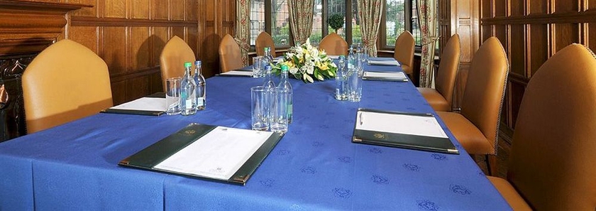 Imagen de los interiores del Hotel Risley Hall. Foto 8