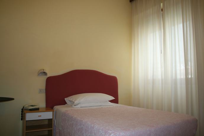 Imagen de la habitación del Hotel Risorgimento, Chianciano Terme. Foto 10