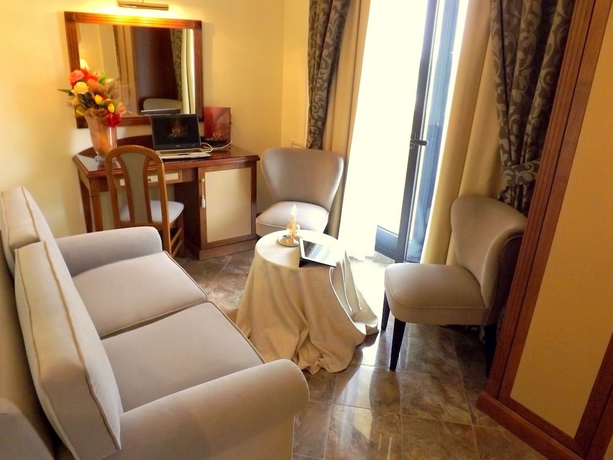 Imagen de la habitación del Hotel Ristorante Al Boschetto. Foto 17