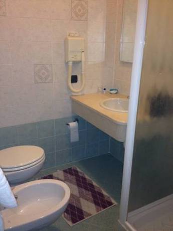 Imagen de la habitación del Hotel Ristorante Albergo Da Giovanni. Foto 5