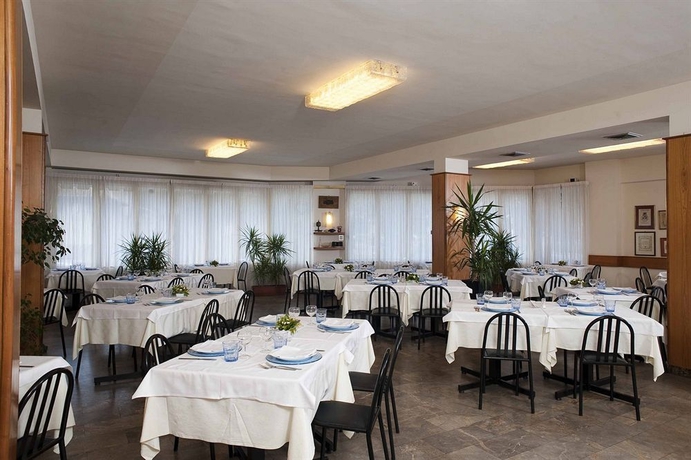 Imagen del bar/restaurante del Hotel Ristorante Alcide. Foto 2