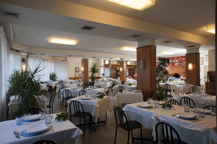 Imagen del bar/restaurante del Hotel Ristorante Alcide. Foto 3
