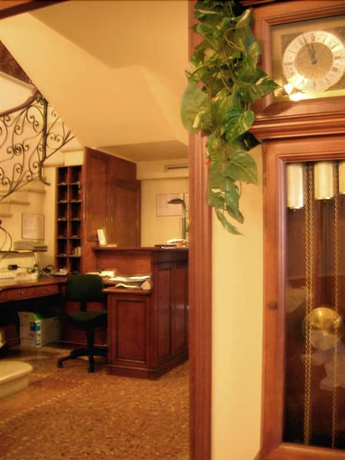 Imagen de los interiores del Hotel Ristorante Alla Villa Fini. Foto 17