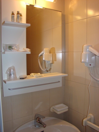 Imagen de la habitación del Hotel Ristorante Alla Villa Fini. Foto 16