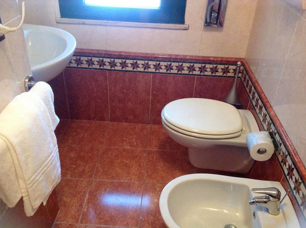 Imagen de la habitación del Hotel Ristorante Amalfitana. Foto 13