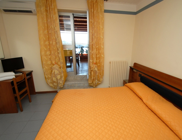 Imagen de la habitación del Hotel Ristorante Baia Del Sorriso. Foto 4