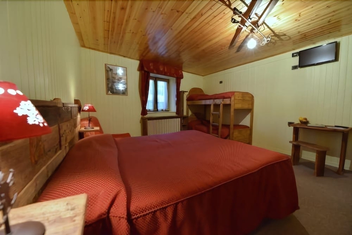 Imagen de la habitación del Hotel Ristorante Belvedere, Cogne. Foto 6