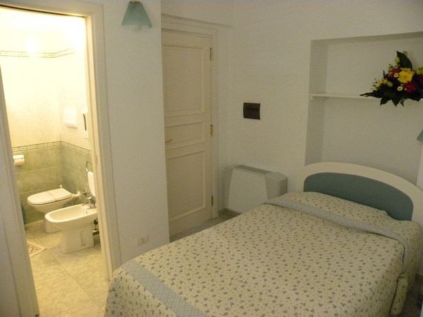 Imagen de la habitación del Hotel Ristorante Borgo La Tana. Foto 5