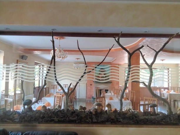 Imagen del bar/restaurante del Hotel Ristorante Caligiuri. Foto 5