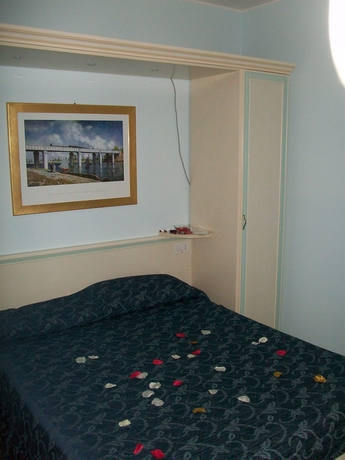 Imagen de la habitación del Hotel Ristorante Casa Rossa. Foto 2