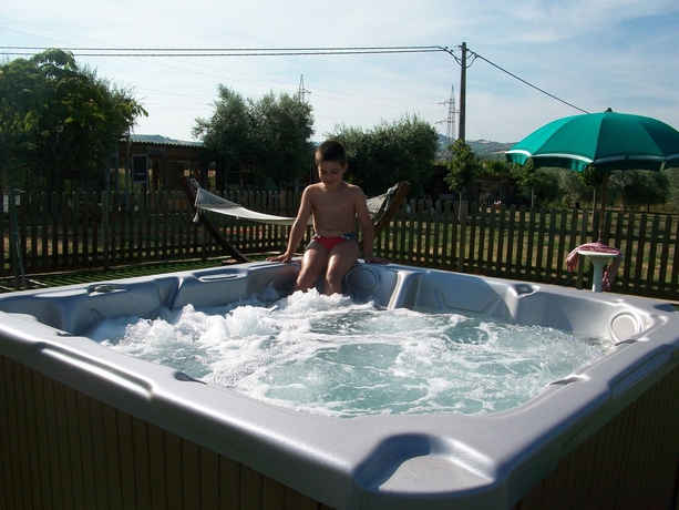 Imagen de los exteriores del Hotel Ristorante Casa Rossa. Foto 7