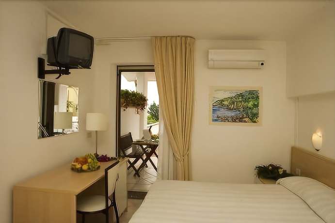 Imagen de la habitación del Hotel Ristorante Cavaliere. Foto 13