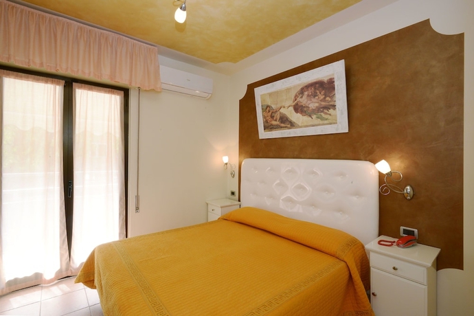 Imagen de la habitación del Hotel Ristorante Commercio. Foto 4