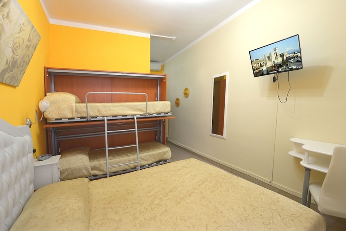 Imagen de la habitación del Hotel Ristorante Commercio. Foto 11