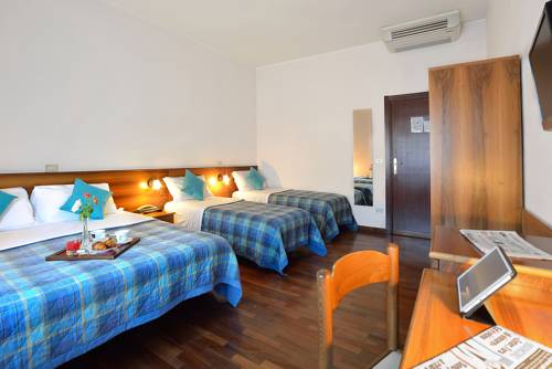 Imagen de la habitación del Hotel Ristorante Dante. Foto 13