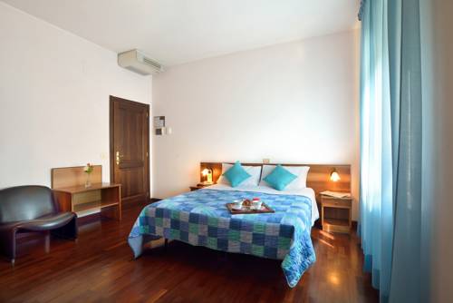 Imagen de la habitación del Hotel Ristorante Dante. Foto 16