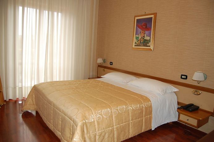 Imagen de la habitación del Hotel Ristorante Donato. Foto 10