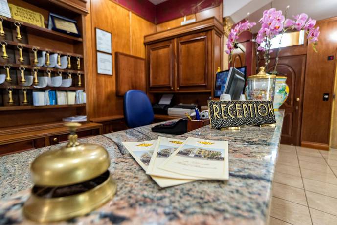 Imagen de los interiores del Hotel Ristorante Donato. Foto 16