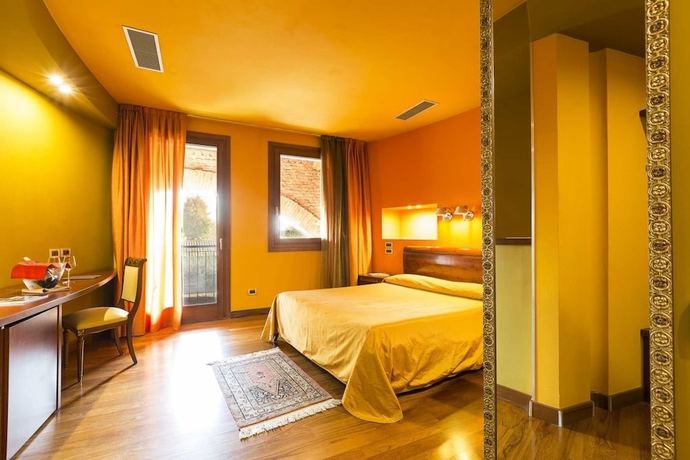 Imagen de la habitación del Hotel Ristorante Due Platani. Foto 18