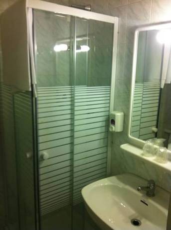 Imagen de la habitación del Hotel Ristorante Euromotel Bari. Foto 7