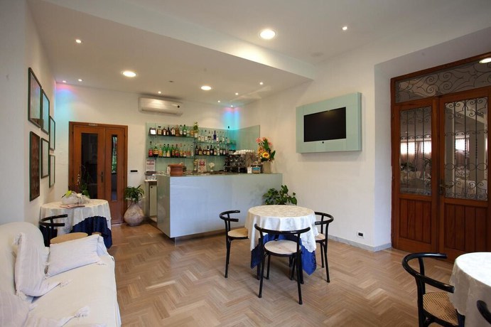 Imagen del bar/restaurante del Hotel Ristorante Grappolo D\'Oro. Foto 6