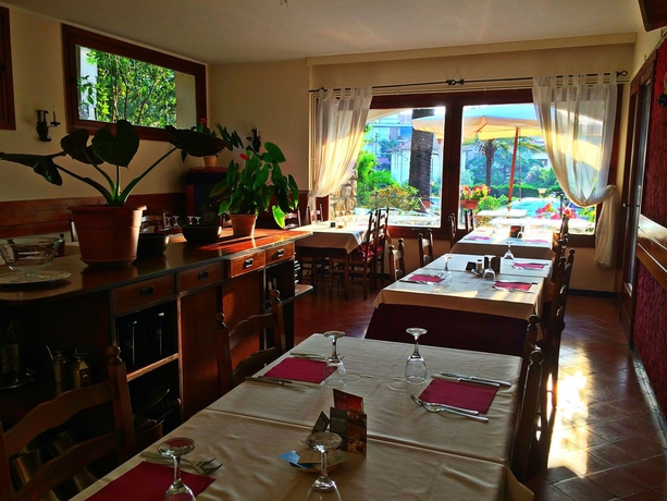 Imagen del bar/restaurante del Hotel Ristorante Il Caminetto. Foto 3