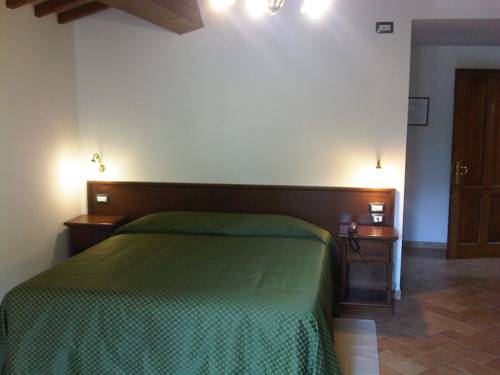 Imagen de la habitación del Hotel Ristorante Il Cavaliere. Foto 9