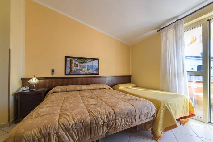 Imagen de la habitación del Hotel Ristorante Il Colleverde. Foto 8