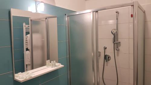 Imagen de la habitación del Hotel Ristorante Il Gabbiano, Cecina. Foto 16