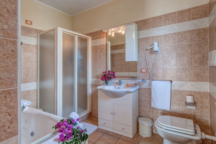 Imagen de la habitación del Hotel Ristorante La Conchiglia. Foto 17