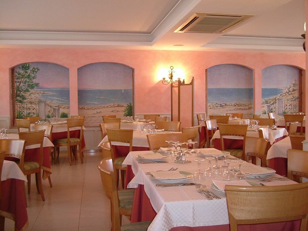 Imagen del bar/restaurante del Hotel Ristorante La Lampara. Foto 7
